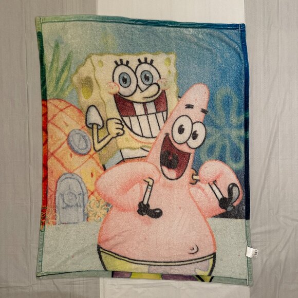 Spongebob Squarepants 48" x 40" Plush Throw Blanket - Picture 8 of 9
